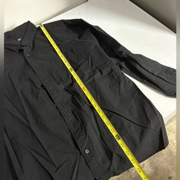 Uniqlo Black Dress Shirt Size XL - Picture 5 of 5